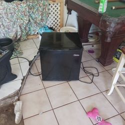 Midea Small Refrigerator