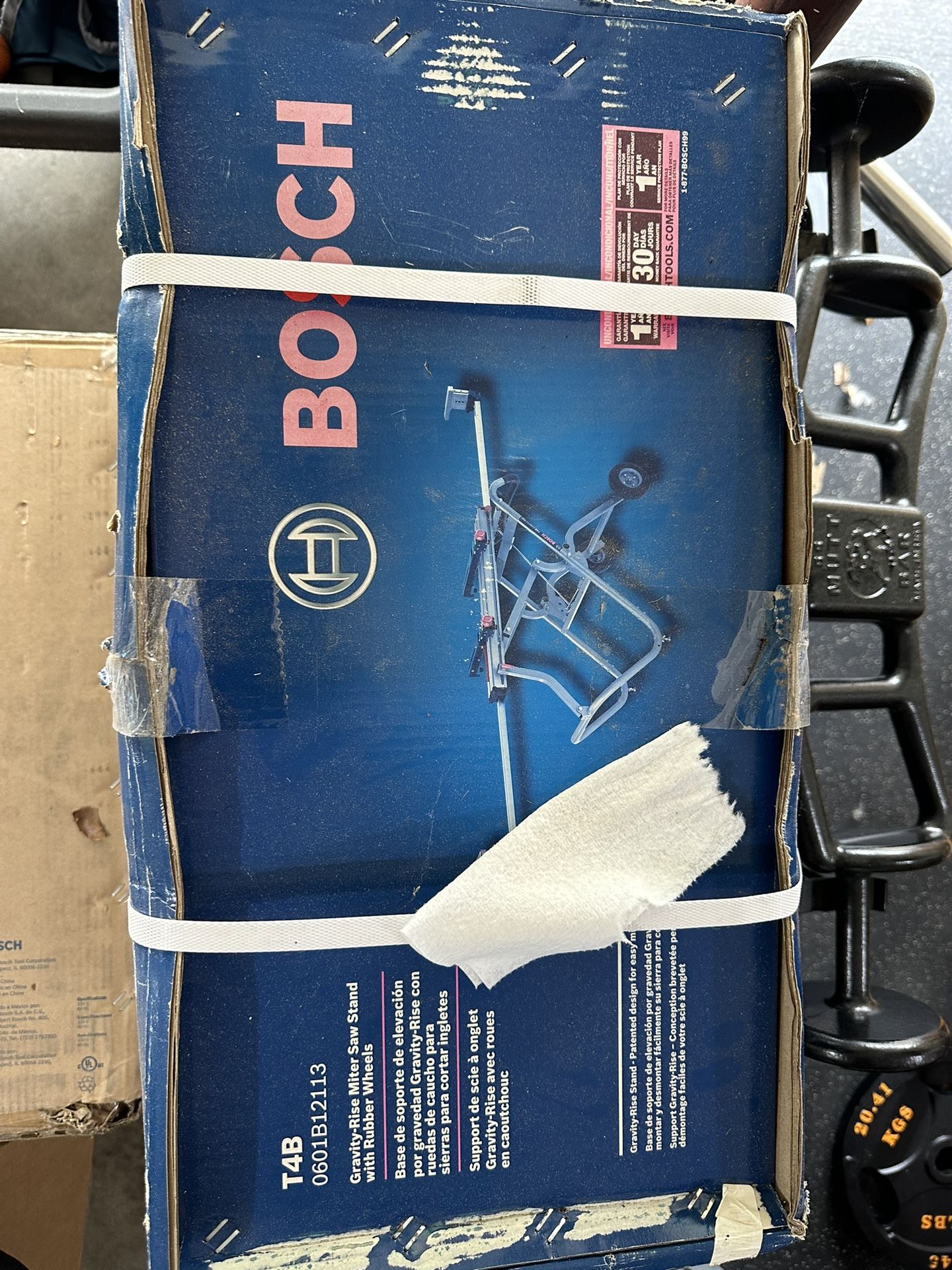Bosch Collapsible Rolling Miter Saw Stand New In Box!
