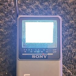 Vintage Sony Watchman FD-10A