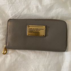 Marc by Marc Jacobs Classic Q Slim Wallet