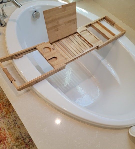 Luxury Bamboo Bathtub Tray – Your Majesty Brand
Transform your bath into a spa! 🌸

✨ Premium bamboo construction with polished finish
✨ 