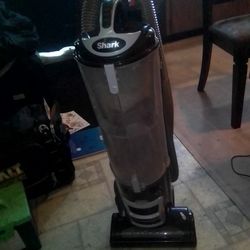 Shark Vacuum Dlx Navagator 