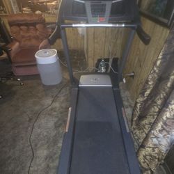 Norditrack T5 zi W/ Intermix Accoustics 2.0