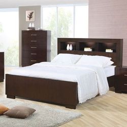 Brand New Cappuccino Bed with Headboard Lighting