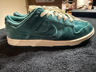 Nikes size 6 in good condition