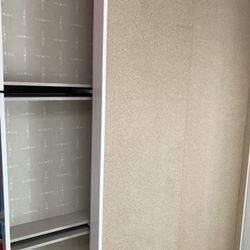 WHITE TWIN SIZE BOOKSHELF BED 