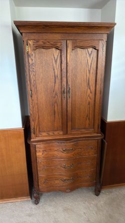 Vintage TV/Dresser