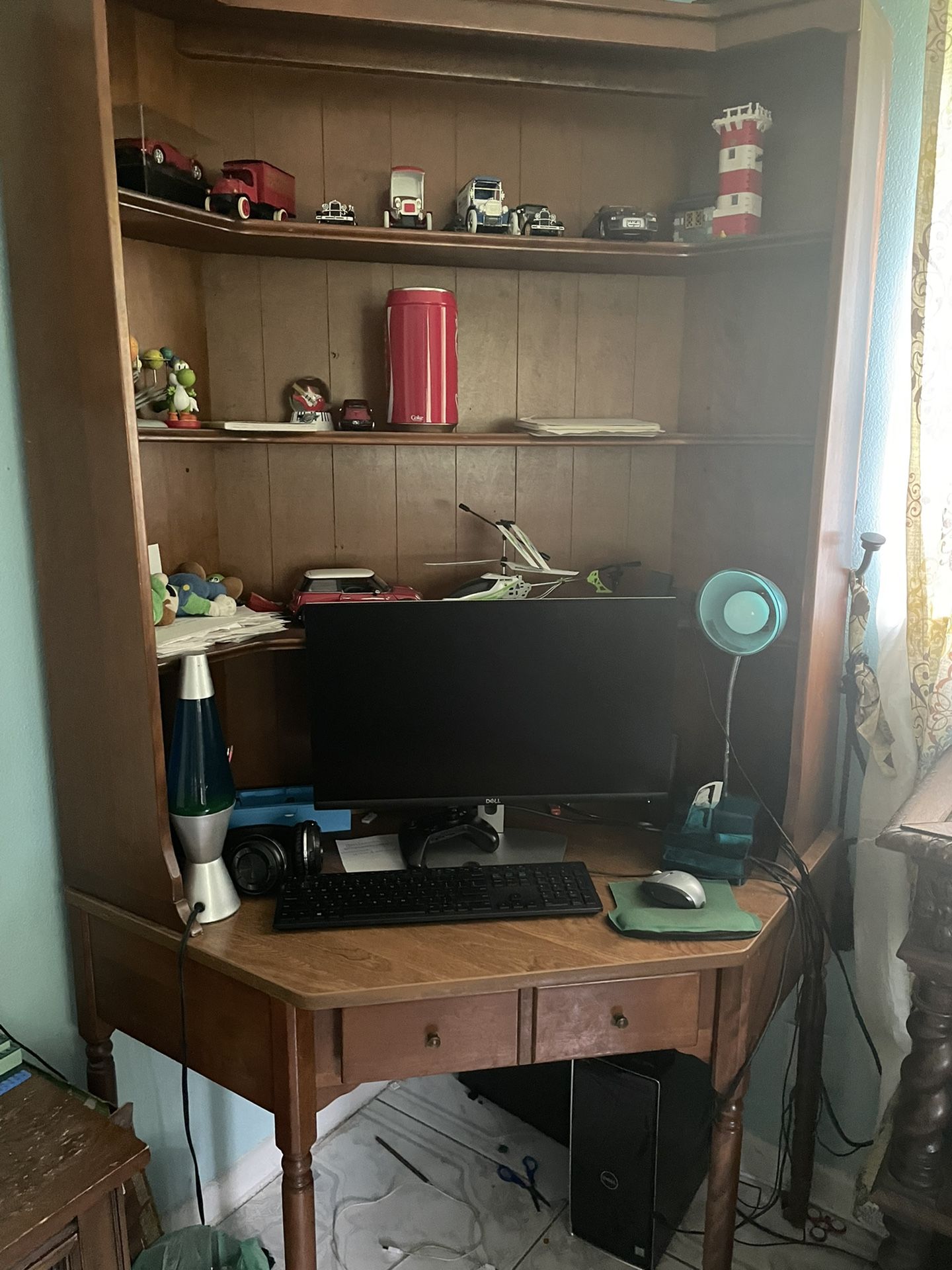Ethan Allen Corner Desk With A Hutch