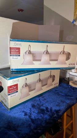 Patriot Lighting 3-Light Vanity Light – Set of 2