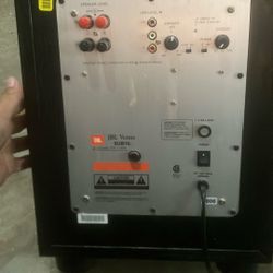 Powered Subwoofer JBL