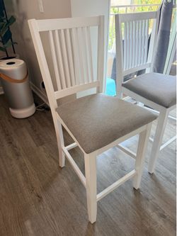 Set of two chairs