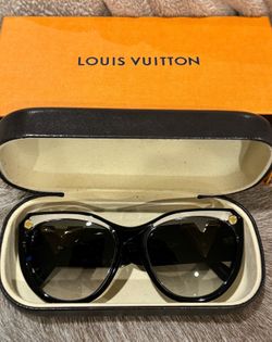 Authentic Louis Vuitton Sunglasses Black Gold Clear My Fair Lady Studs Z1146W 91