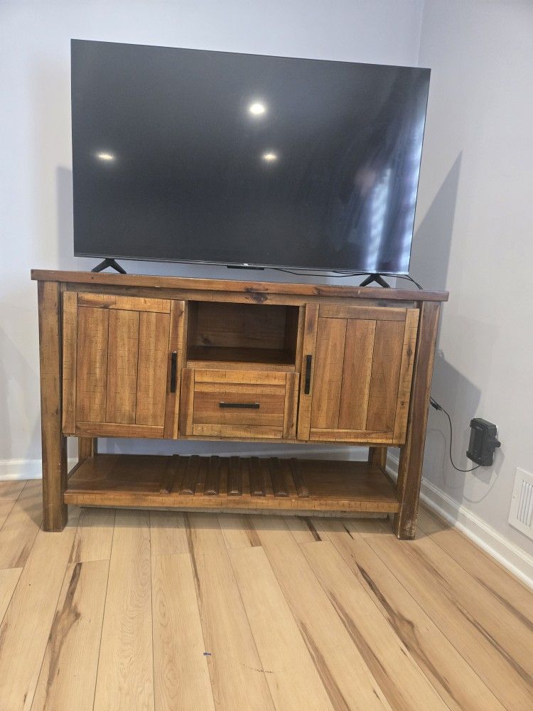 Buffet Server Has Matching Dining Table