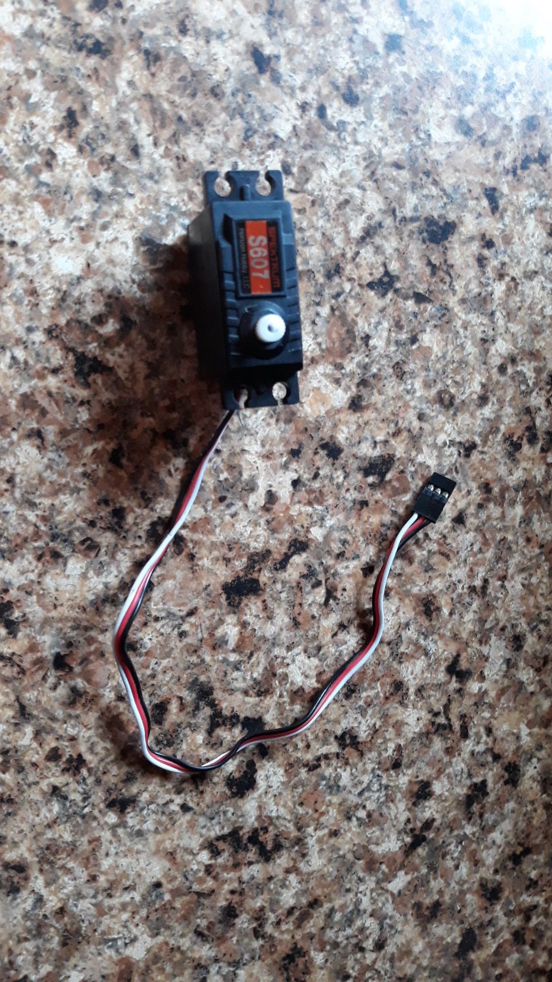 S607 spektrum steering rc servo