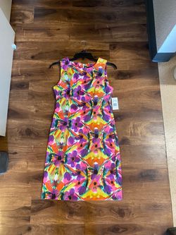 Ronni Nicole brand Sleeveless Floral Print Sheath Dress