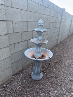 3-Tier Outdoor Garden Water Fountain