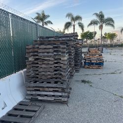 PALLETS