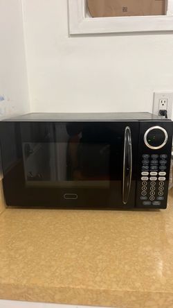 Excellent used microwave