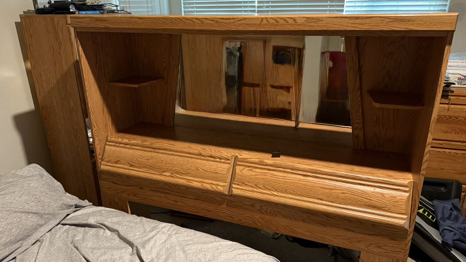 Queen Sized Storage Headboard, Oak