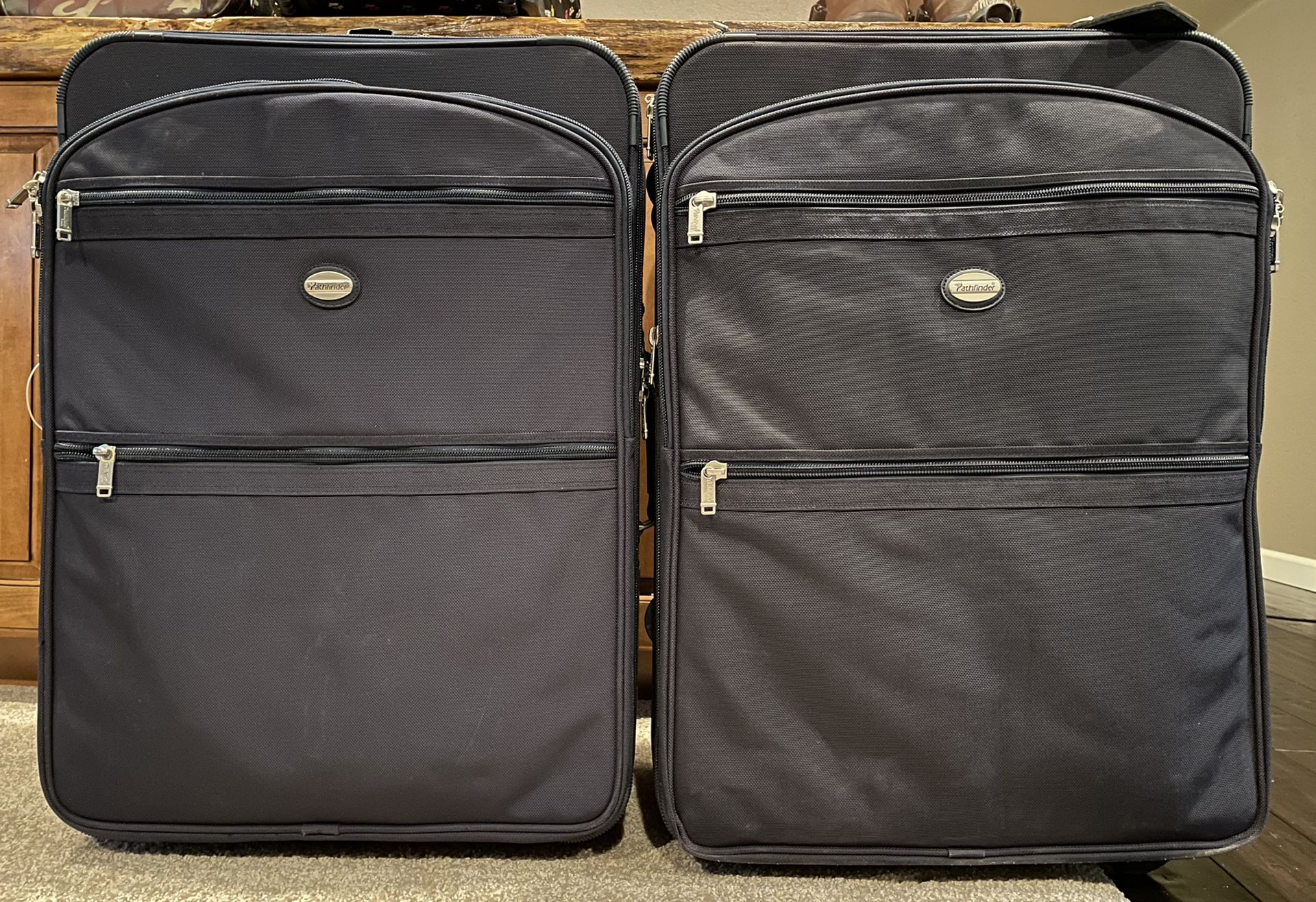 Pathfinder Luggage Set Of 2 Navy Blue