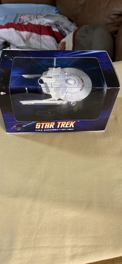 Hot wheels Star Trek USS SARATOGA NCC 1867 sealed