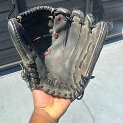 Wilson A2000