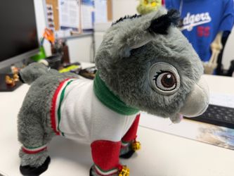 Dominick The Christmas Donkey