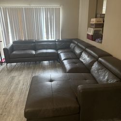Four Piece Couch With Chase