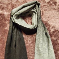 Saks Fifth Avenue x Piacenza Silk & Cashmere Scarf  Unisex Black Gray

From the Saks Fifth Avenue x Piacenza Collection. Elegant double-sided scarf wi