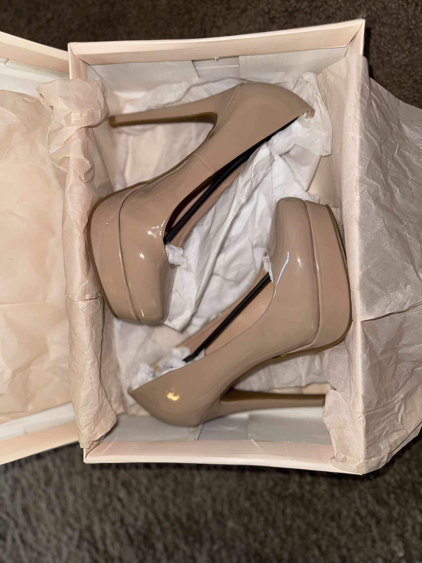 Nude Wow Pumps