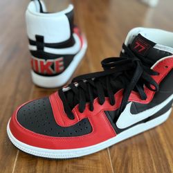 Nike Shoes 