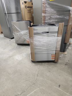 New Whirlpool Stainless Steel Dishwasher