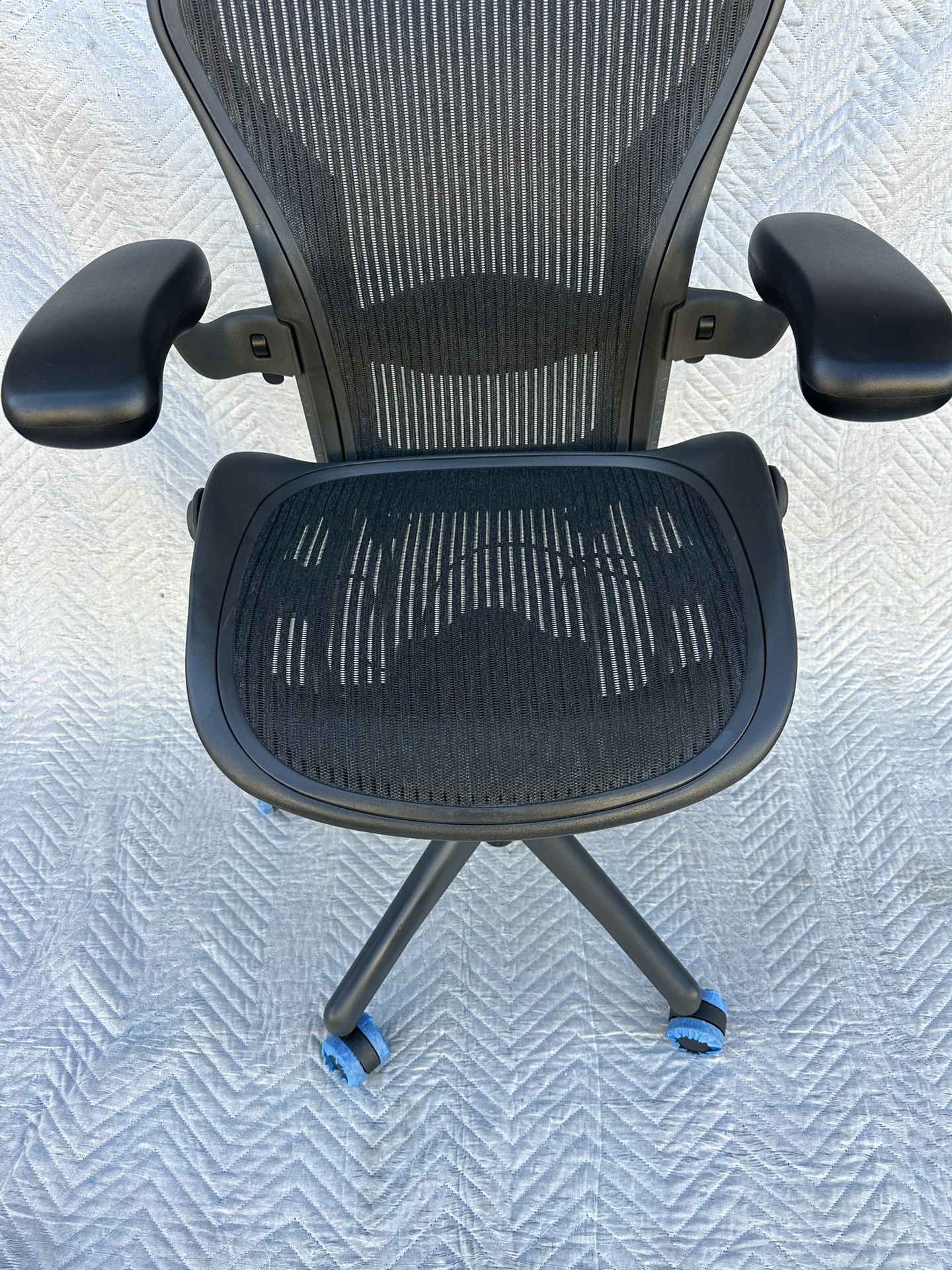 Herman Miller Classic Size A