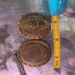 Vintage Classic Embossed Double Photo Locket Chain Necklace