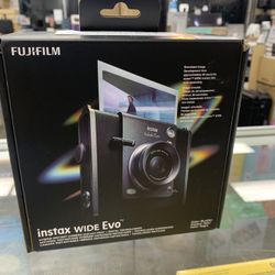 Fuji Instax Wide Evo
