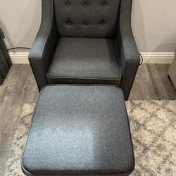 Kelesia 69.85Cm Wide Tufted Polyester Armchair and Ottoman