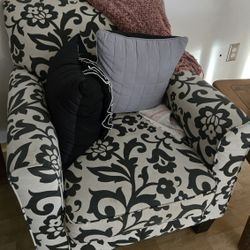 Cloth Black And White Chair