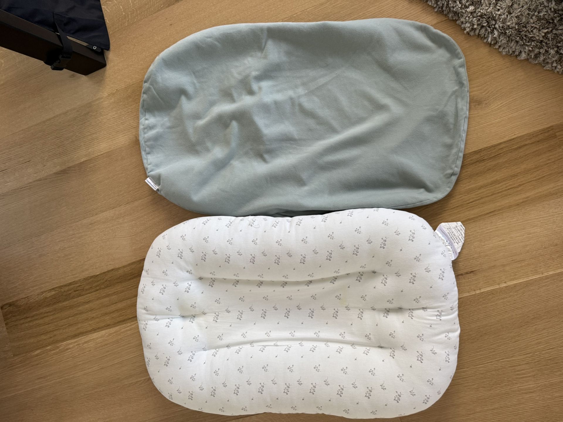 Snuggle Me Organic Baby Lounger