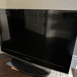 32” Samsung tv With Remote