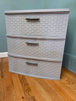Three drawer plastic organizer (Sterilite)