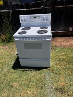 HOTPOINT ELECTRIC STOVE ⚠️⚠️⚠️