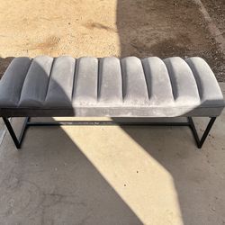 Modern Gray Velvet Tufted Bench w/ Black Metal Legs