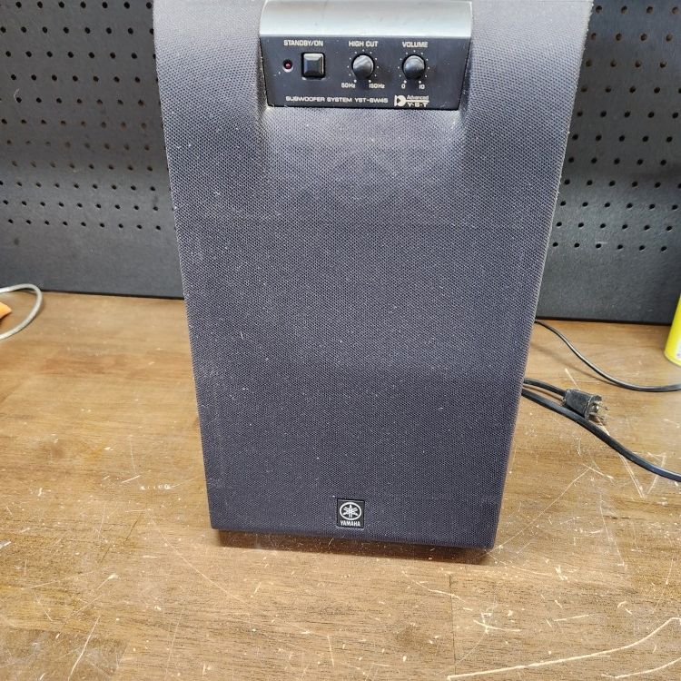 Yamaha YST-SW45 Powered Subwoofer for Sale in Haslet, TX - OfferUp