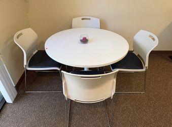 Table - Modern Style