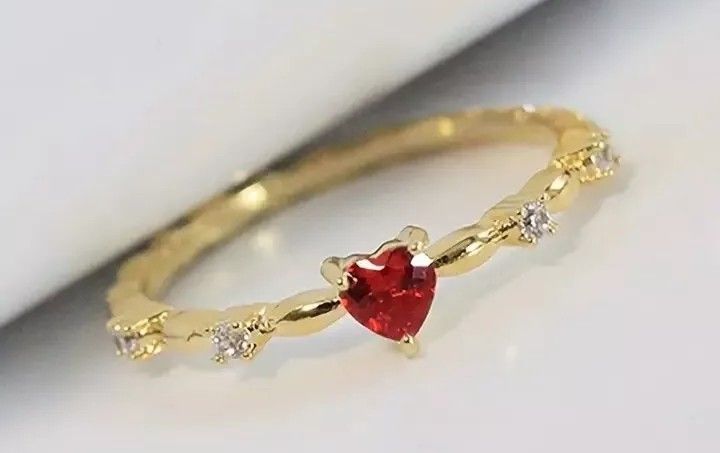 18k Heart Ring