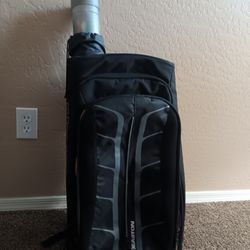 Backpack for recurve bow with accessories and bow