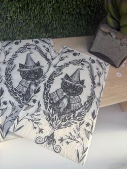 Paper napkins for decoupage