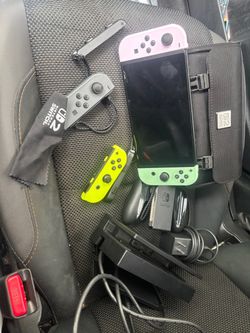 Nintendo Switch w/ dock and carrying case