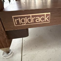 High Five Music Equipment Table