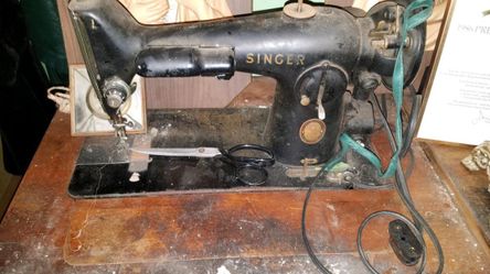 Singer sewing machine
